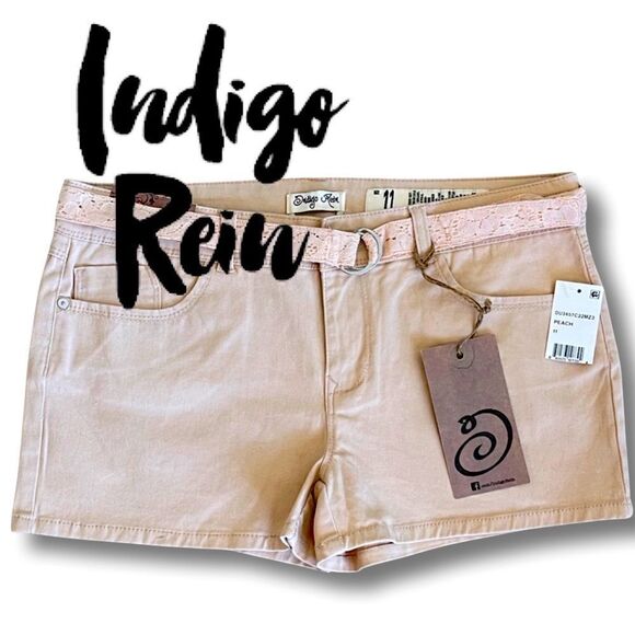 Indigo Rein Lace Belted Casual Shorts • Size 11 • NWT - Picture 1 of 14